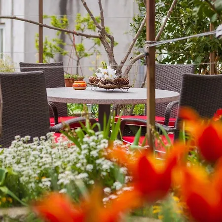 Ferienhaus Mit Privatpool Fur 6 Personen Ca 150 Qm In Bilice, Dalmatien Norddalmatien *