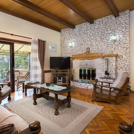 펜션 Ferienhaus Mit Privatpool Fur 6 Personen Ca 150 Qm In Bilice, Dalmatien Norddalmatien 빌리제